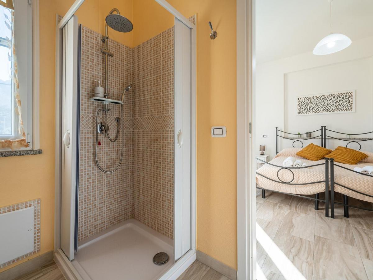 Villa Chiara Solanas Solanas  Eksteriør billede