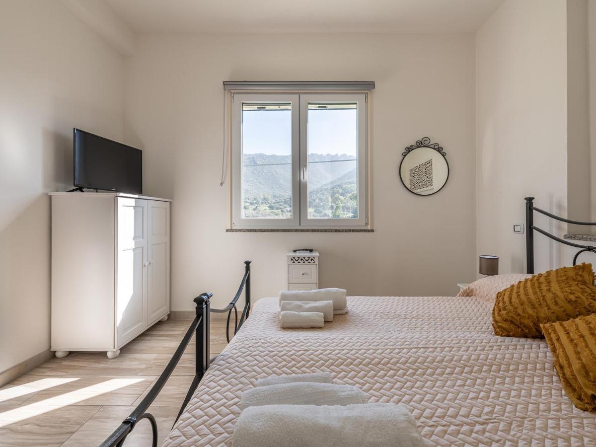 Villa Chiara Solanas Solanas  Eksteriør billede